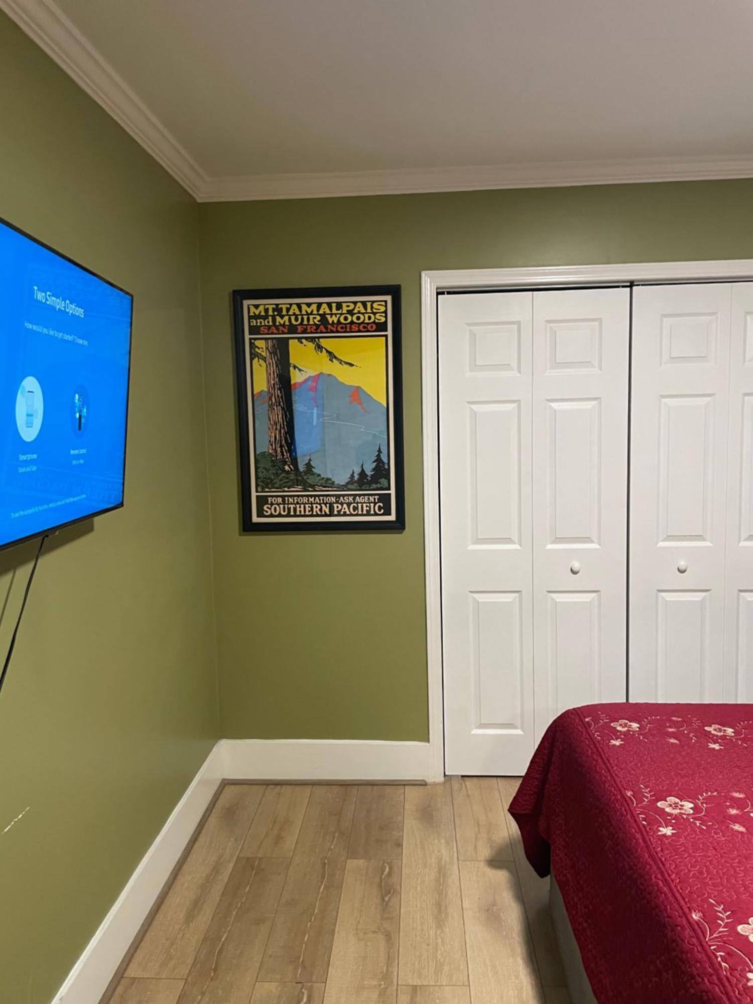 Private La Bedroom W Private Half-bathroom - Ac - Wifi - Private Fridge -smart Tv Los Angeles